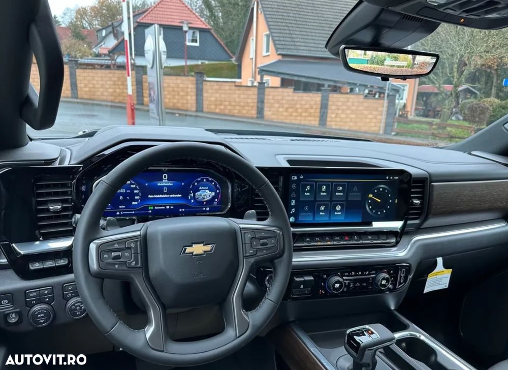 Chevrolet Silverado - 27