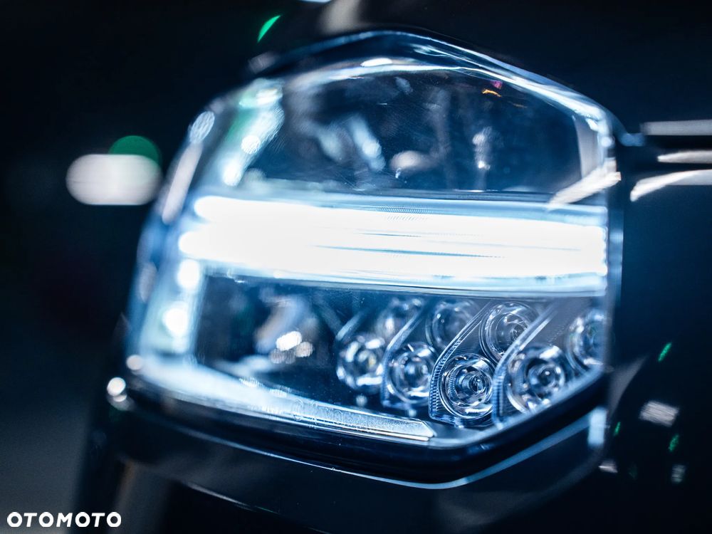 Volvo XC 90 B5 D AWD Momentum - 11