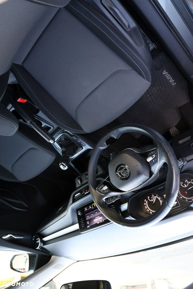 Skoda Fabia - 11