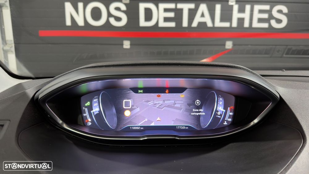 Peugeot 3008 1.2 PureTech Allure - 17