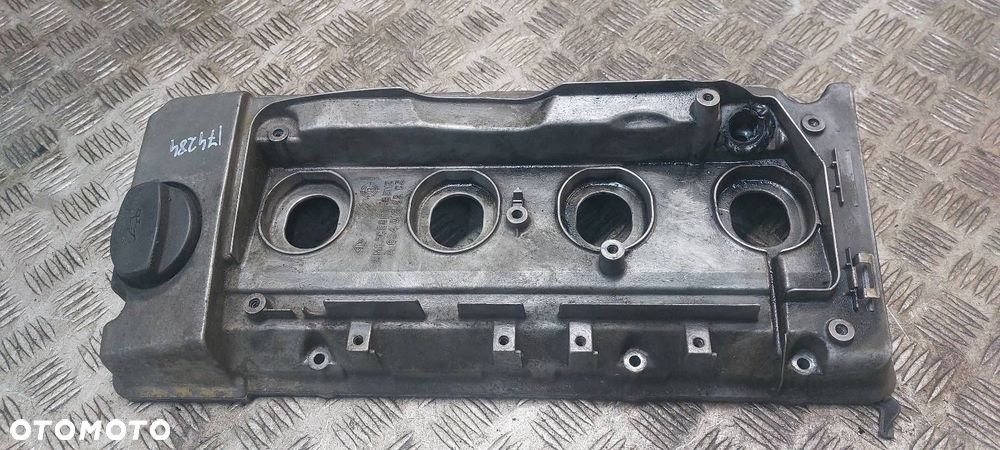 POKRYWA ZAWORÓW MERCEDES-BENZ W210 E220 2.2 CDI E KLASA A6040160205 - 1