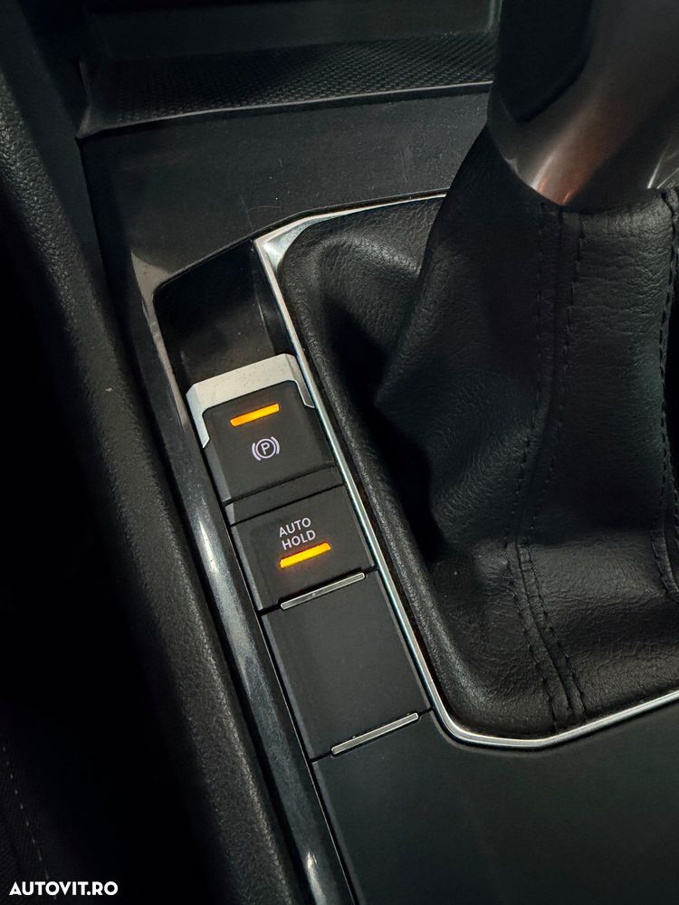 Volkswagen Tiguan 2.0 TDI DSG Life - 10