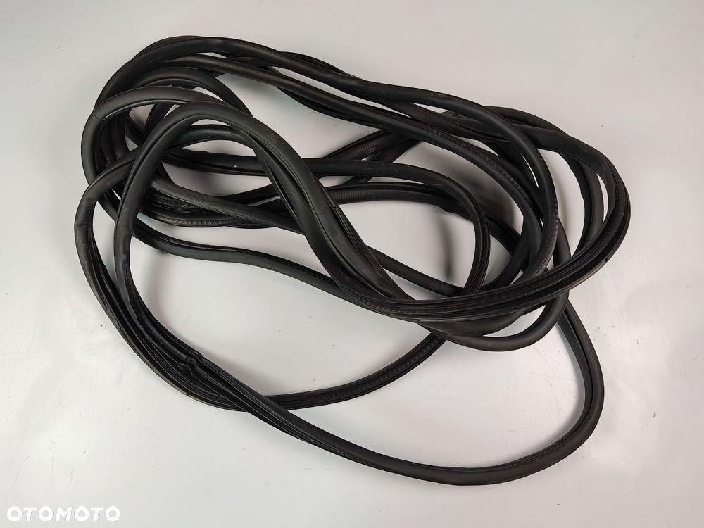 HONDA CR-V od 2019r Uszczelka Drzwi Komplet - 1