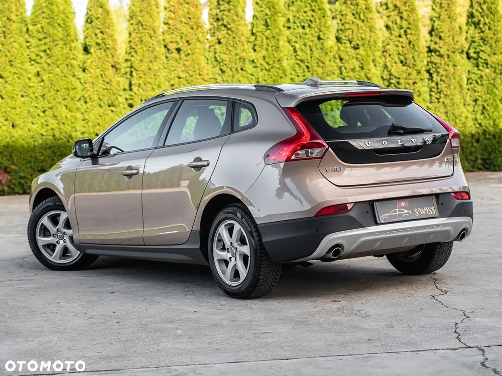 Volvo V40 D3 Geartronic - 9