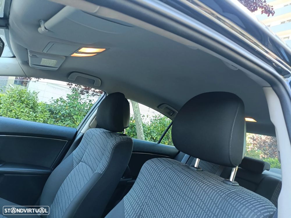 Toyota Avensis SD 2.0 D-4D Sol+GPS - 14