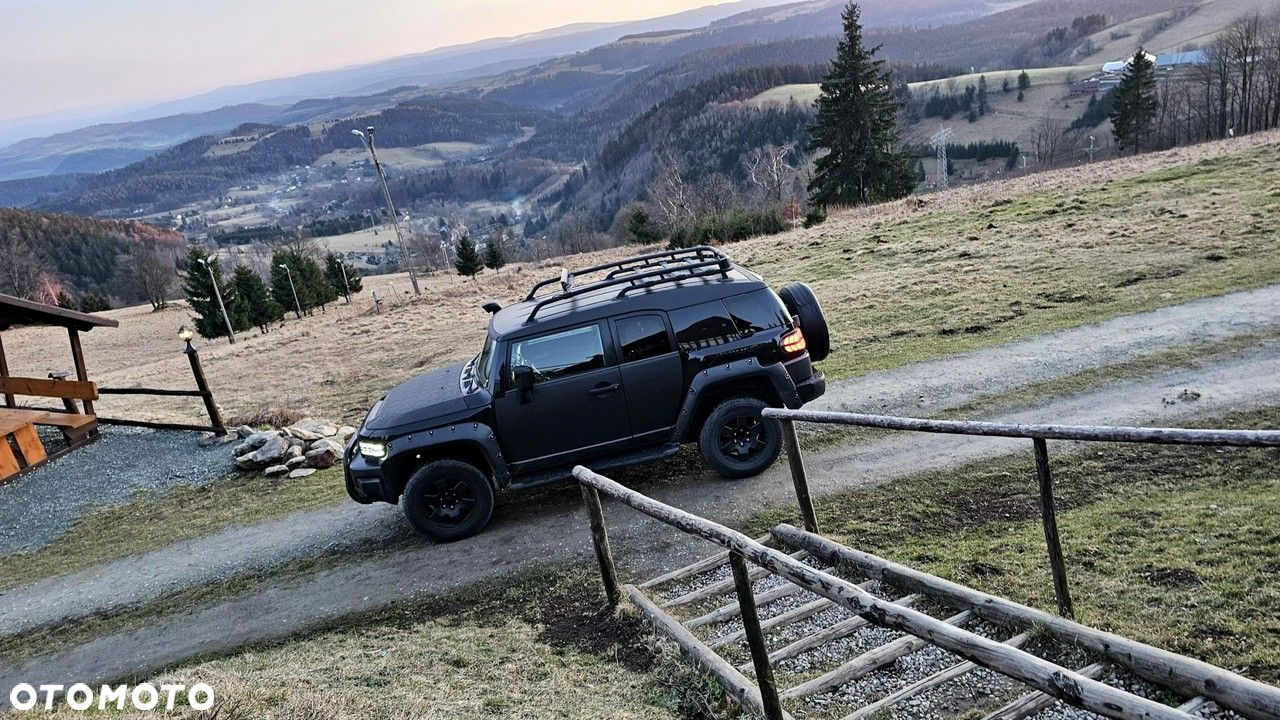 Toyota FJ - 14