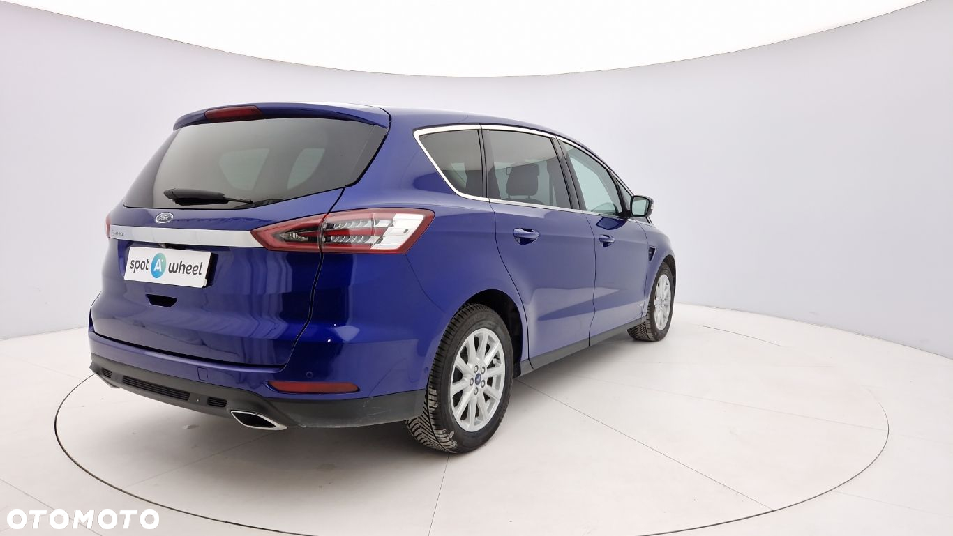 Ford S-Max 2.0 TDCi 4WD Titanium PowerShift - 6