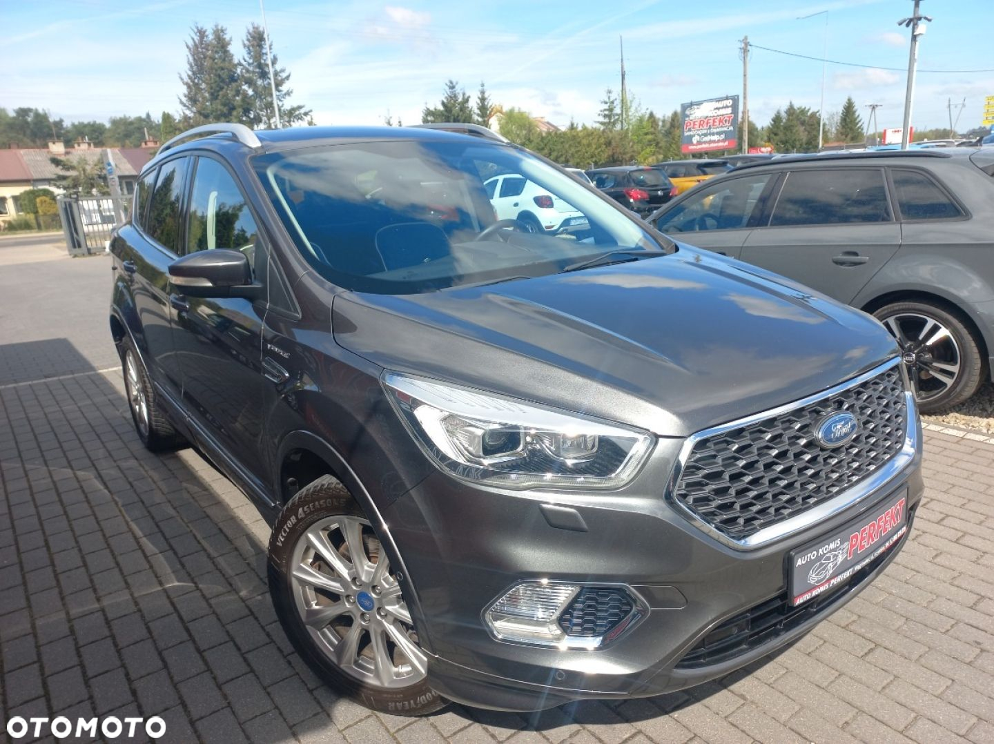 Ford Kuga - 4