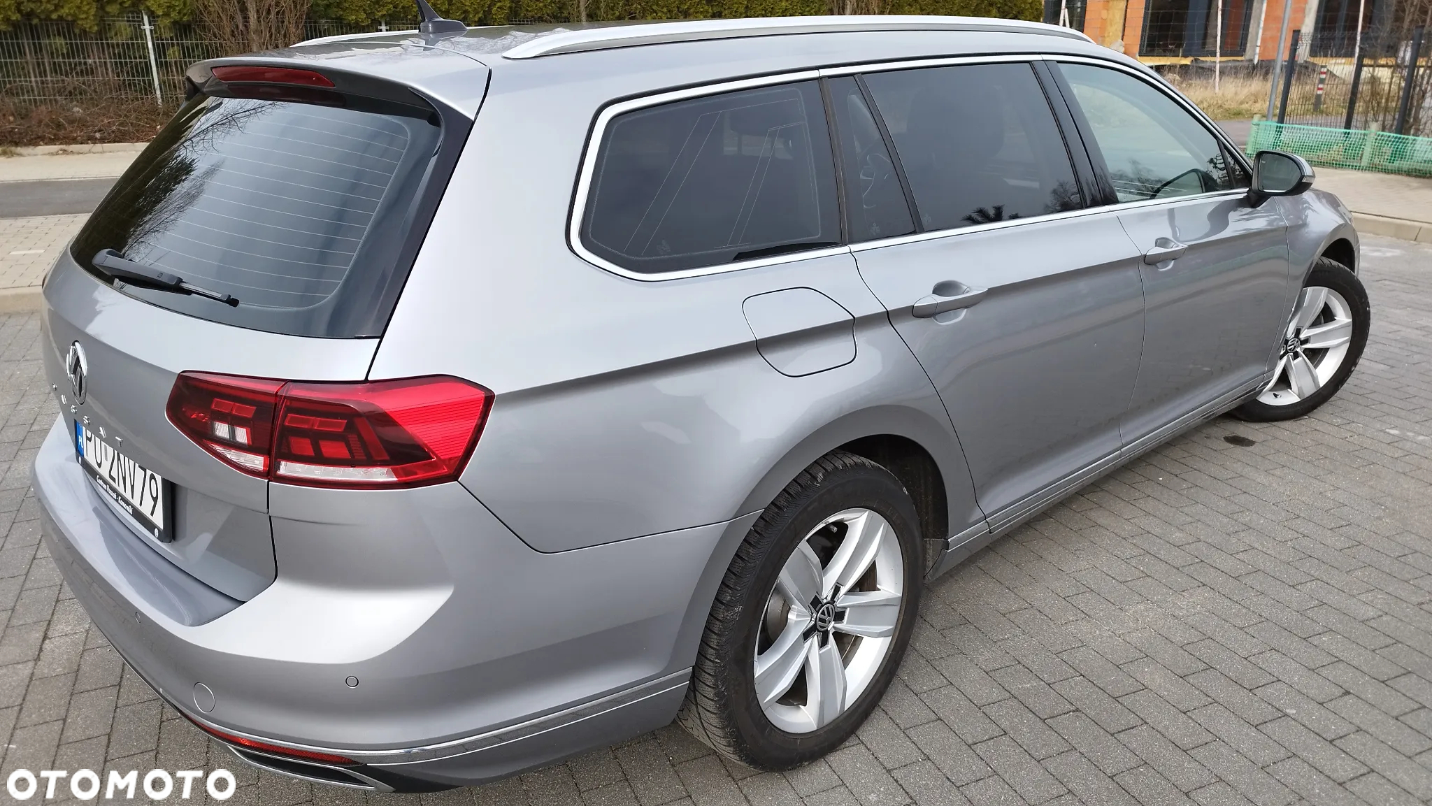 Volkswagen Passat 2.0 TDI EVO Elegance DSG - 4