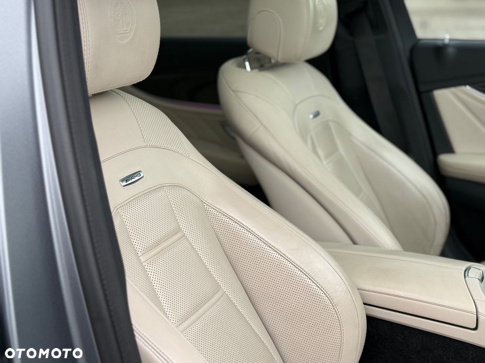 Mercedes-Benz Klasa E AMG 63 S 4Matic AMG Speedshift 9G-MCT Edition 1 - 11