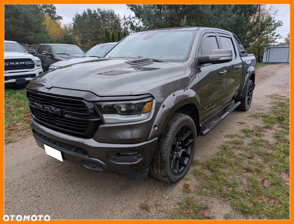 RAM 1500 Crew Cab Laramie