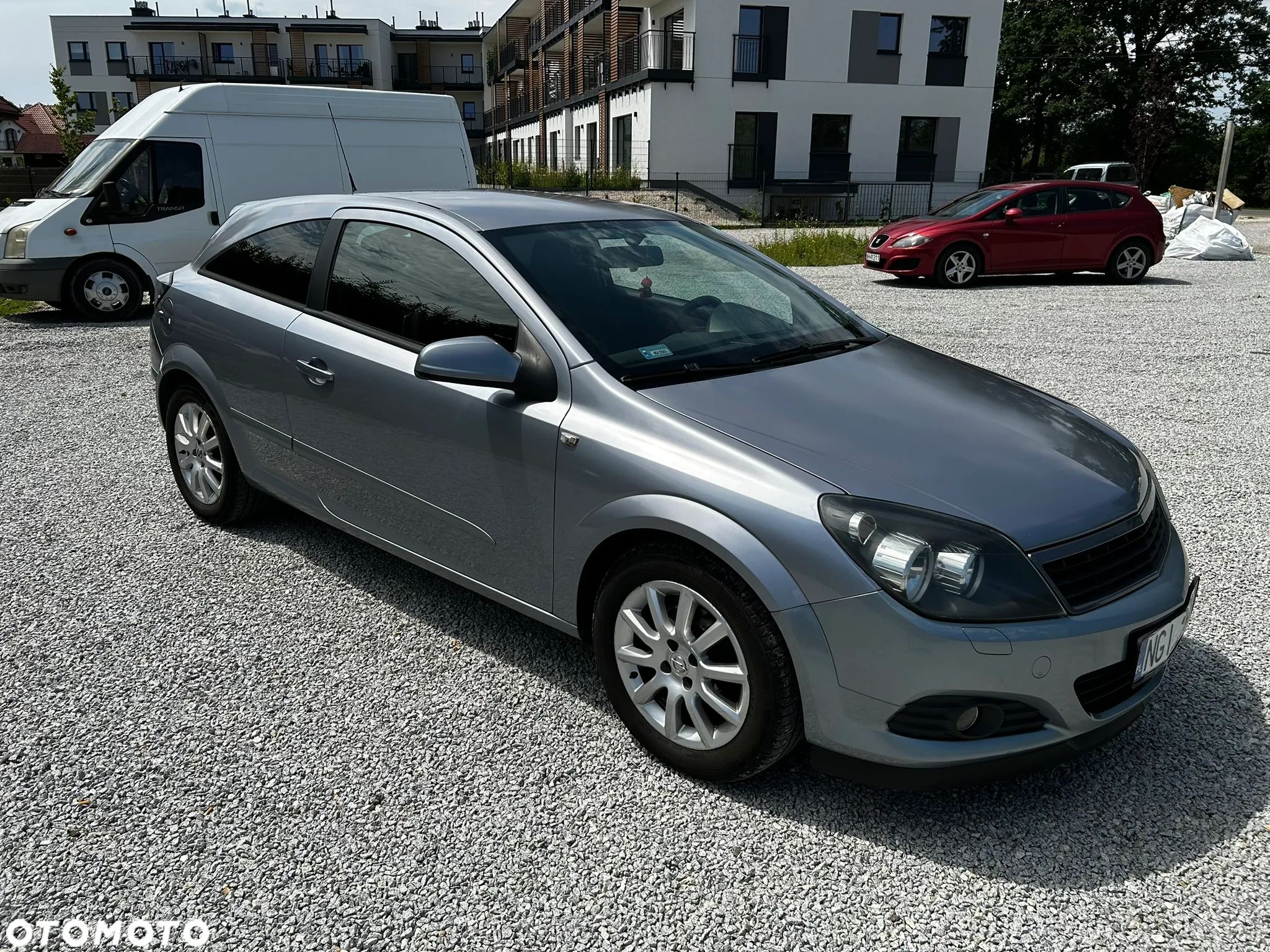 Opel Astra III GTC 1.6 Enjoy - 1