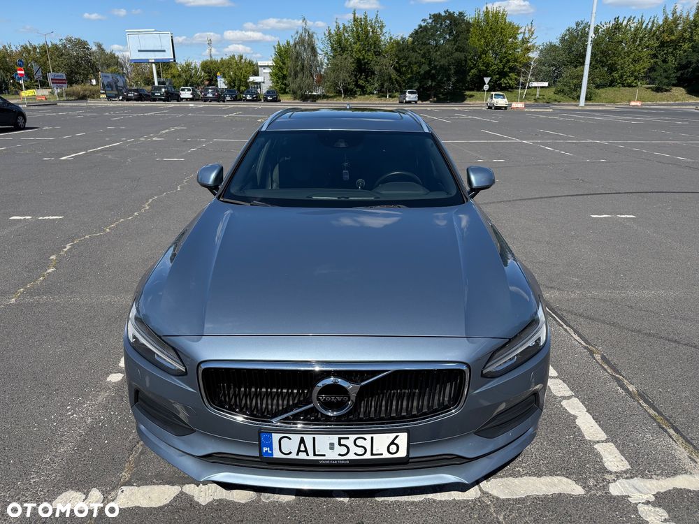 Volvo V90 D4 Momentum - 2