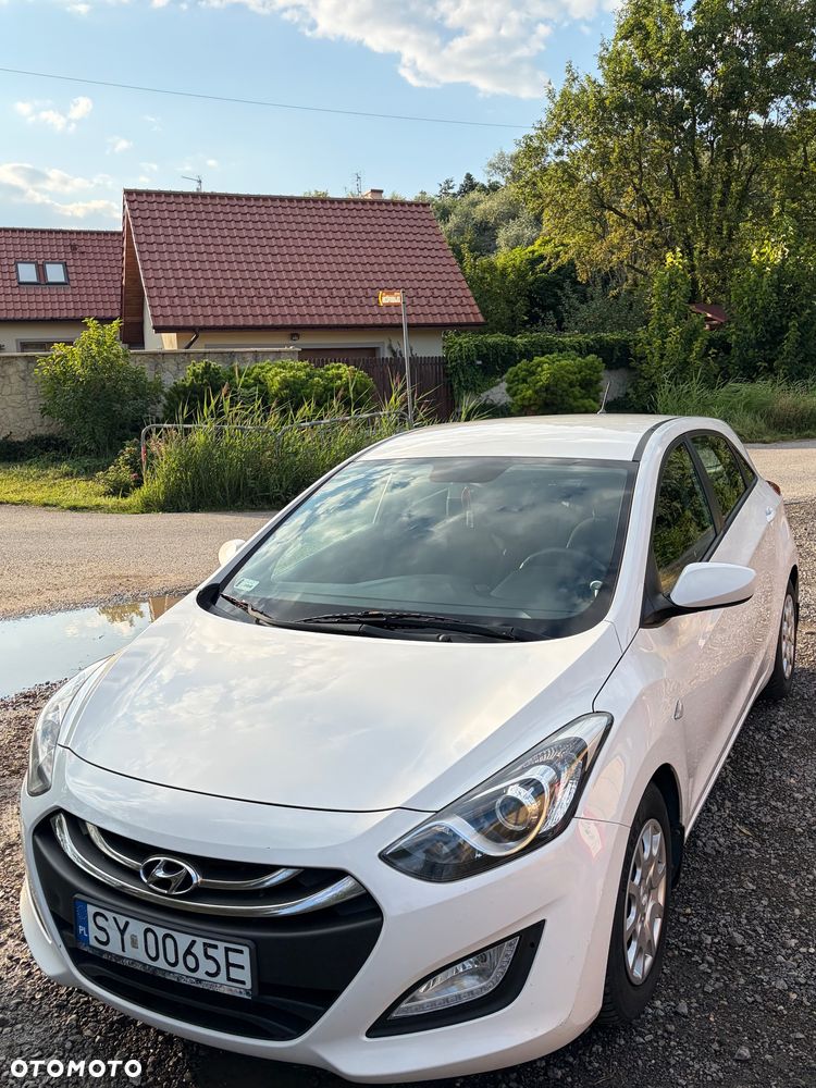 Hyundai i30 1.6 Classic + - 8