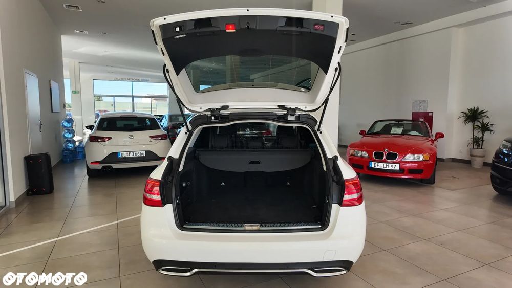 Mercedes-Benz Klasa C 200 7G-TRONIC - 40