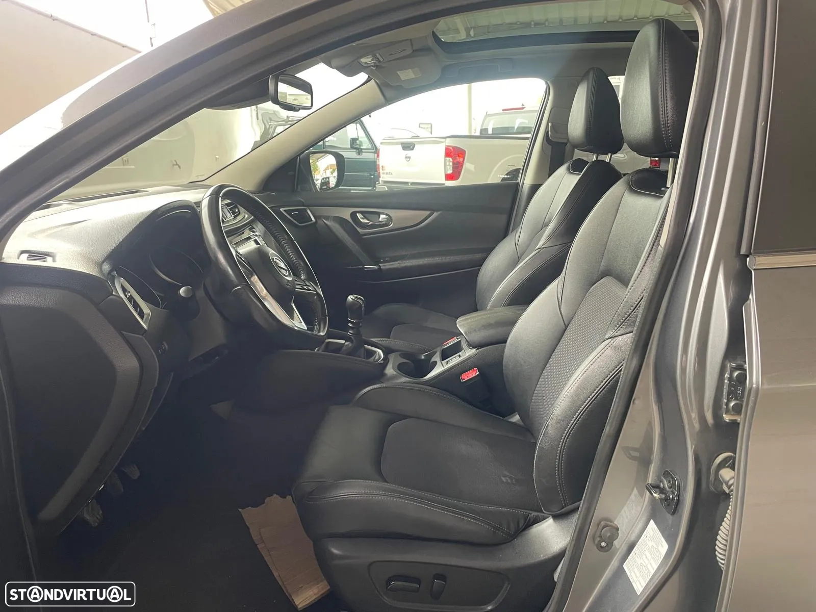 Nissan Qashqai 1.5 dCi Tekna - 9