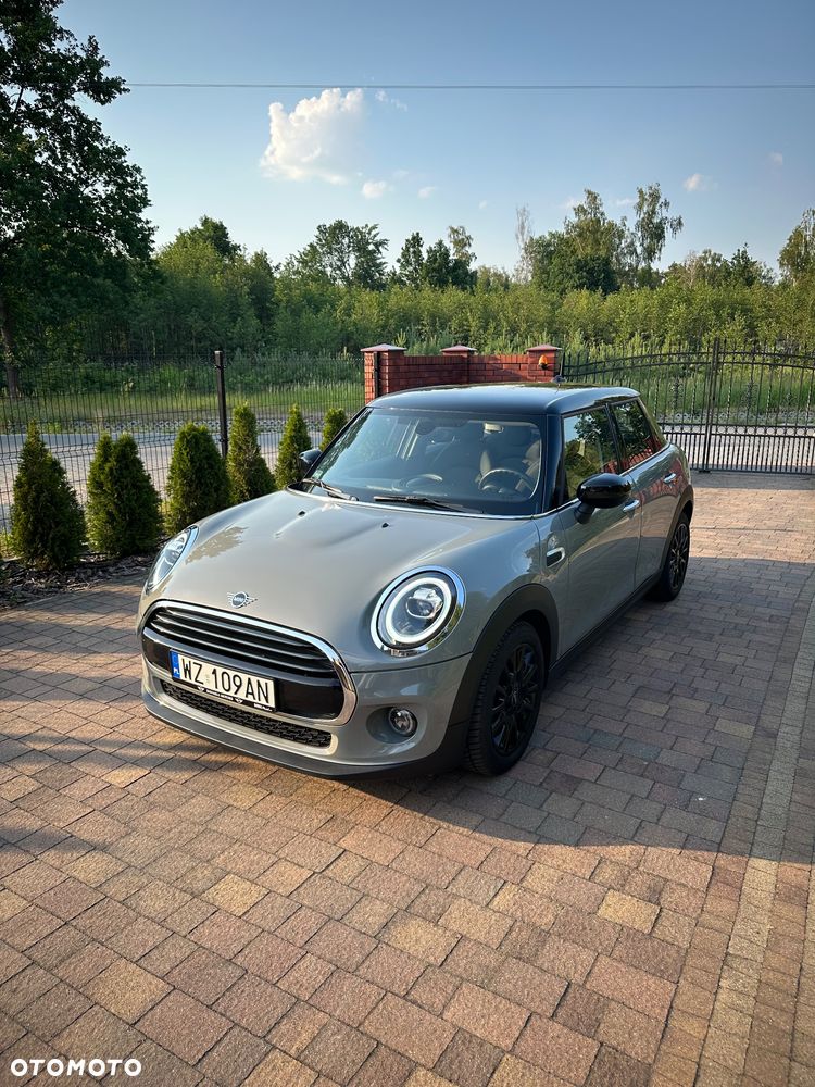 MINI Cooper Standard - 1
