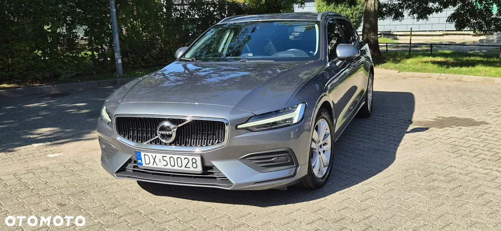 Volvo V60 D3 Geartronic Momentum Pro - 1