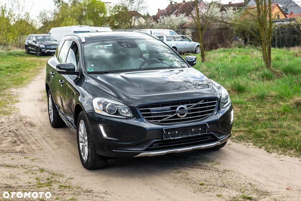 Volvo XC 60 - 8