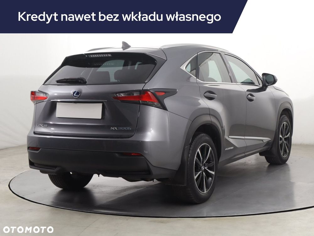 Lexus NX - 7