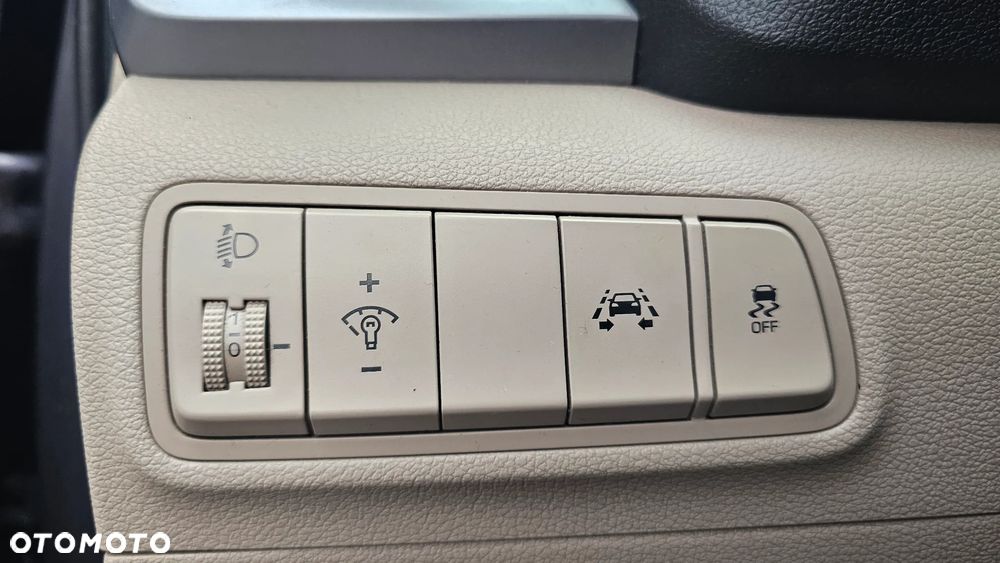 Hyundai Tucson blue 1.6 GDi 2WD Navi - 37