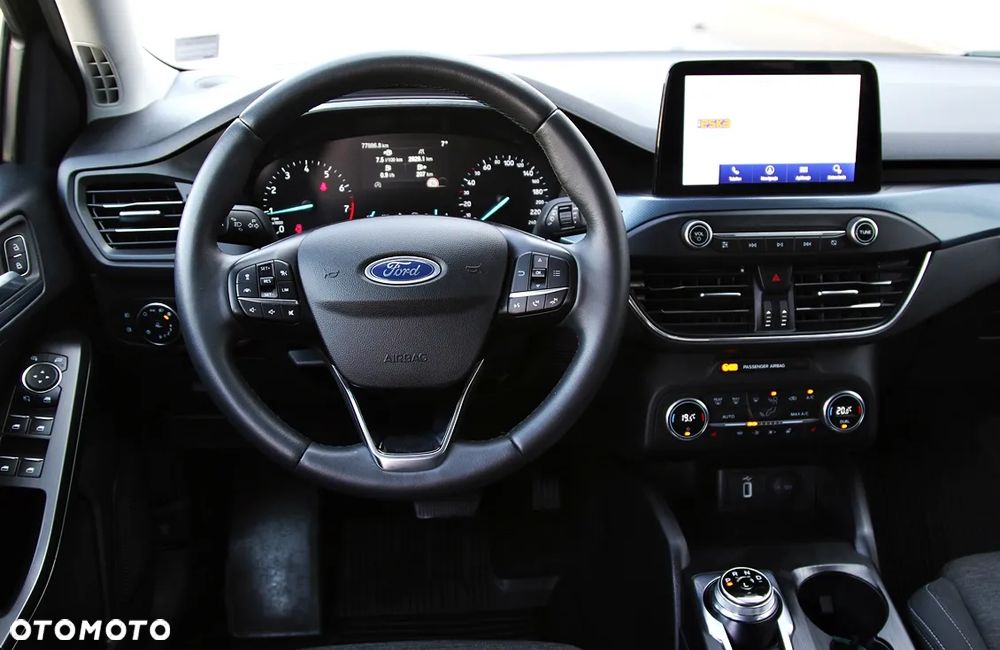 Ford Focus 1.0 EcoBoost Active - 26