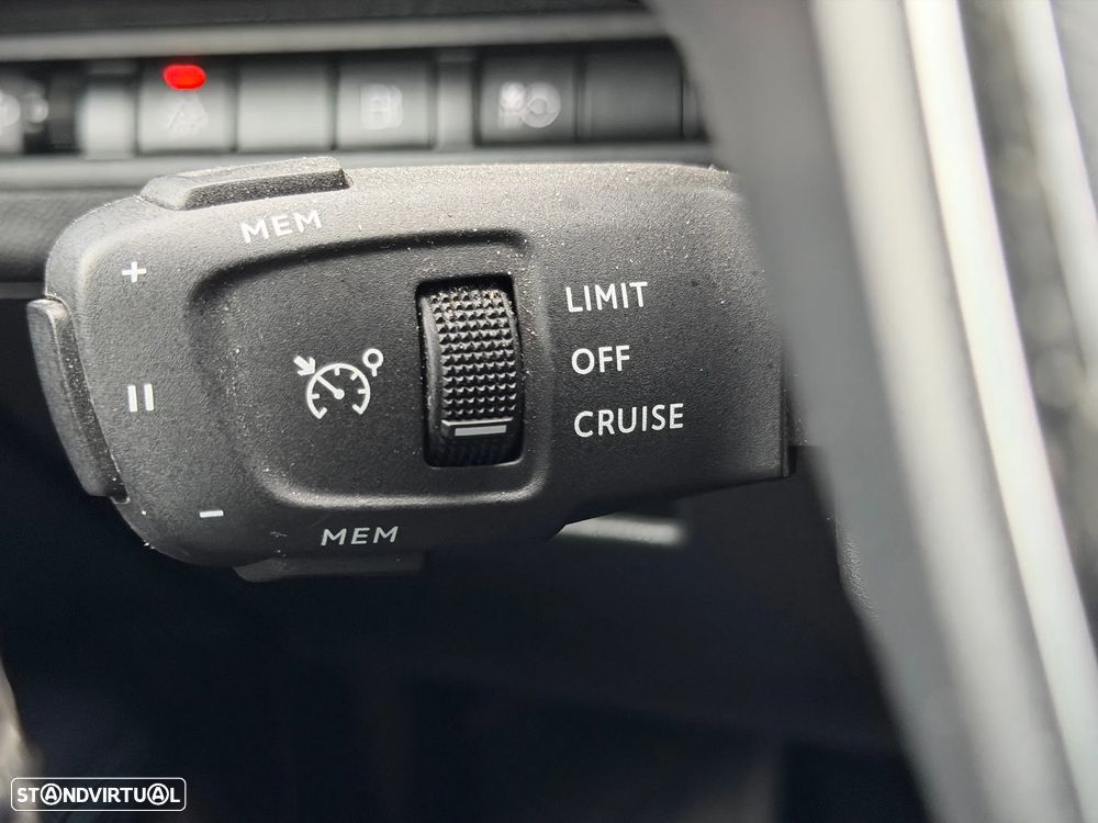 Peugeot 3008 1.6 Hybrid Allure Pack e-EAT8 - 12