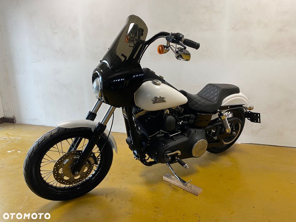 Harley-Davidson Dyna Street Bob - 5
