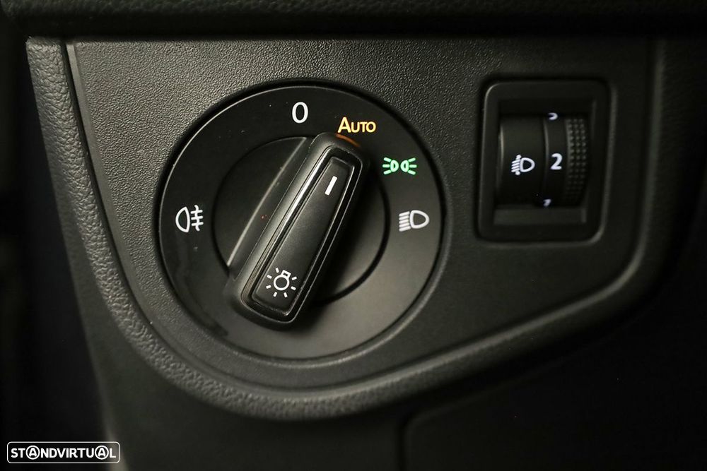 VW Taigo 1.0 TSI Urban - 18