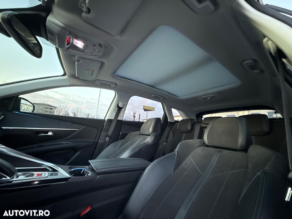 Peugeot 3008 PureTech 130 Stop & Start GPF EAT8 Crossway - 29