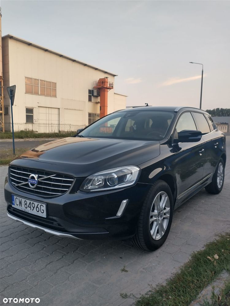 Volvo XC 60 D4 AWD Momentum - 1