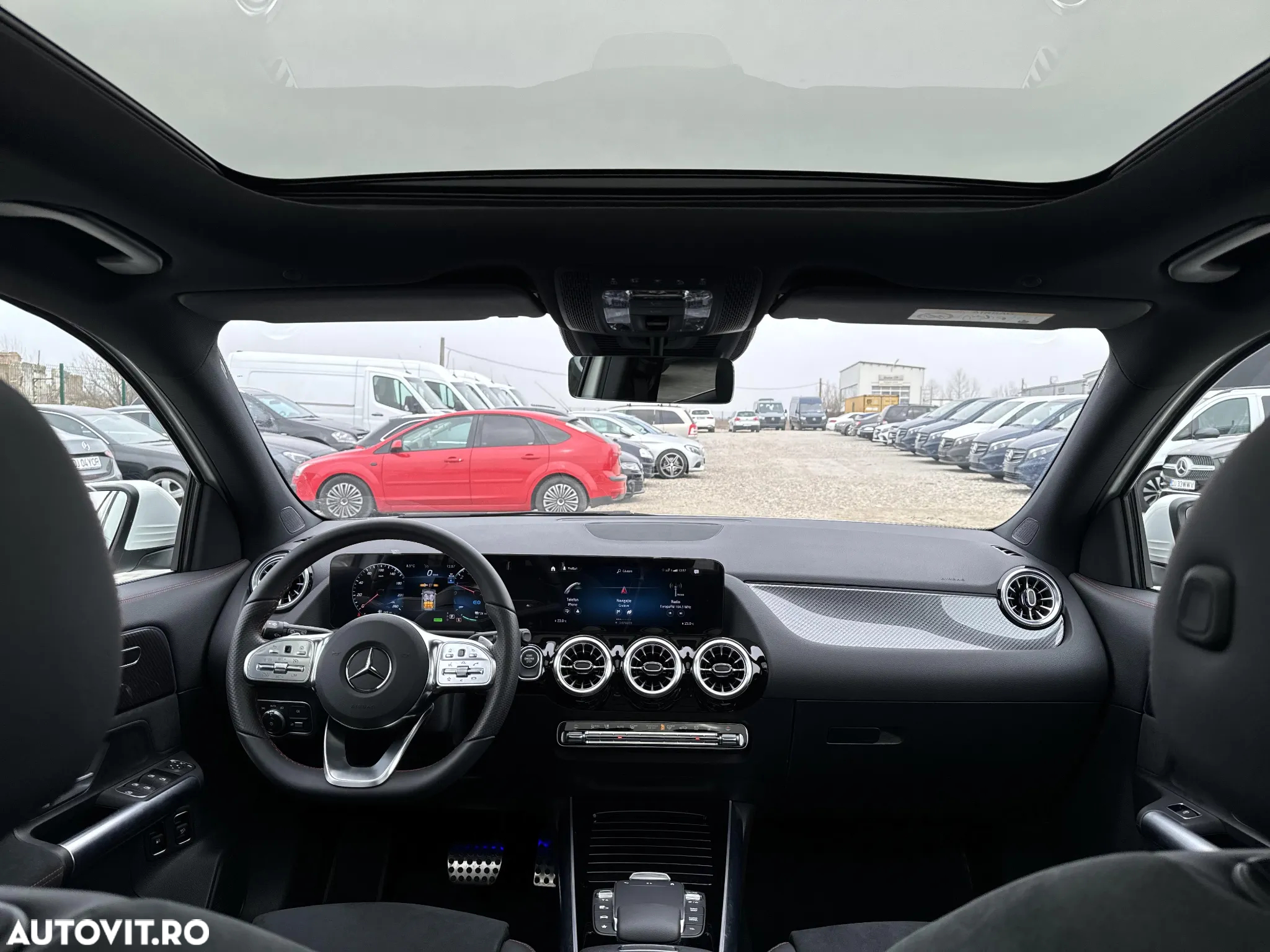 Mercedes-Benz GLA 250 e - 12