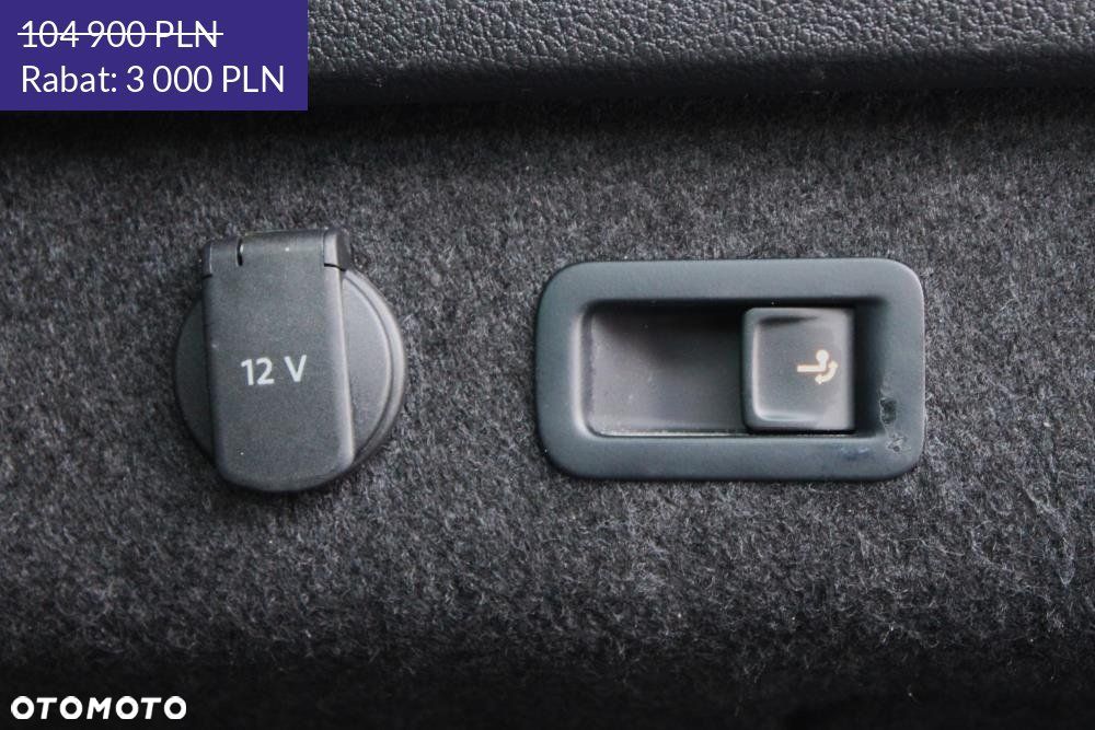 Volkswagen Passat - 32