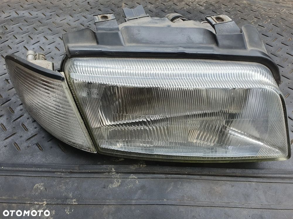 AUDI A4 B5 REFLEKTOR LAMPA PRAWY PRZÓD PRAWA PRZEDNIA 8D0941004A ORYGINAŁ - 1