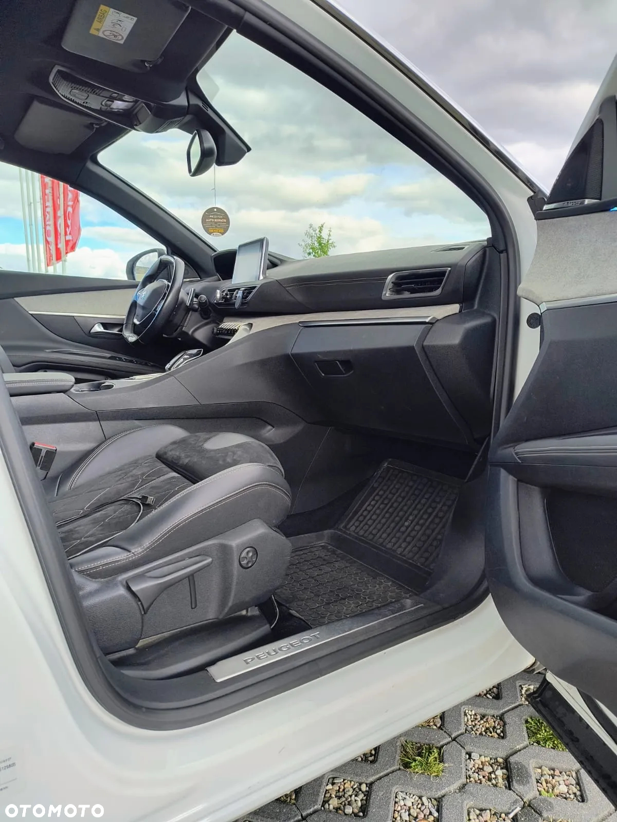 Peugeot 3008 ver-2-0-bluehdi-gt-s-s-eat8 - 7