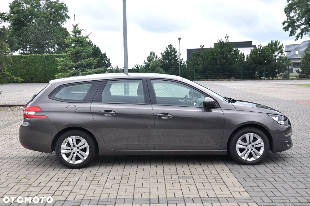Peugeot 308 1.6 e-HDi Active S&S - 11