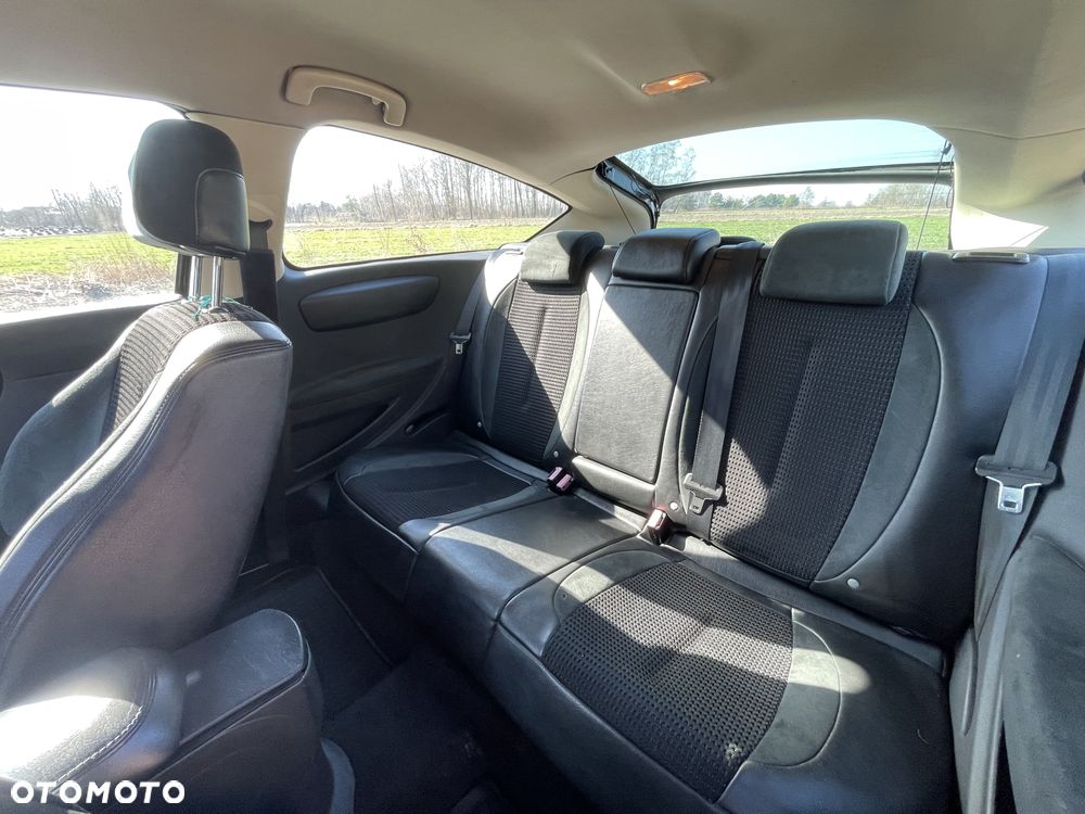 Citroën C4 2.0 HDi VTS - 23