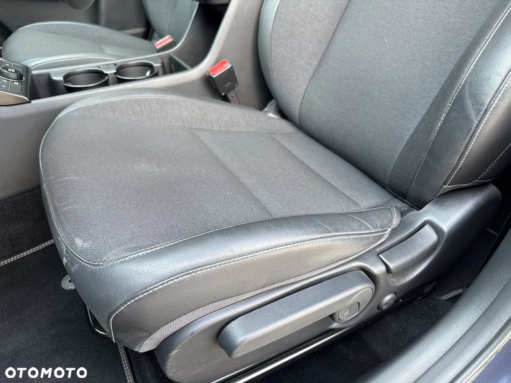 Hyundai Kona 1.6 GDI Hybrid Executive DCT - 15