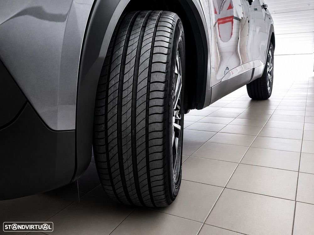 Peugeot 2008 1.2 PureTech Allure EAT8 - 8