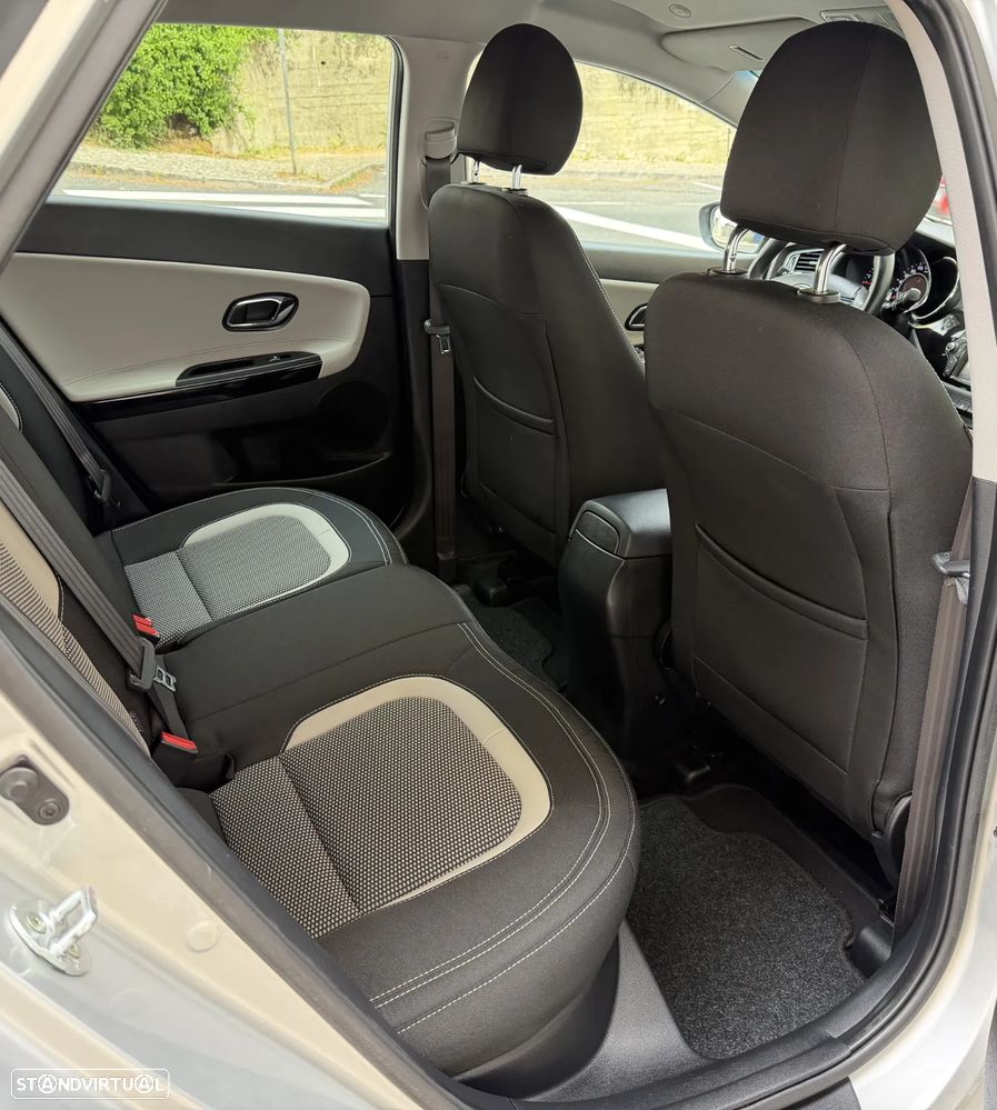 Kia Ceed SW 1.4 CRDi Nav Line - 19