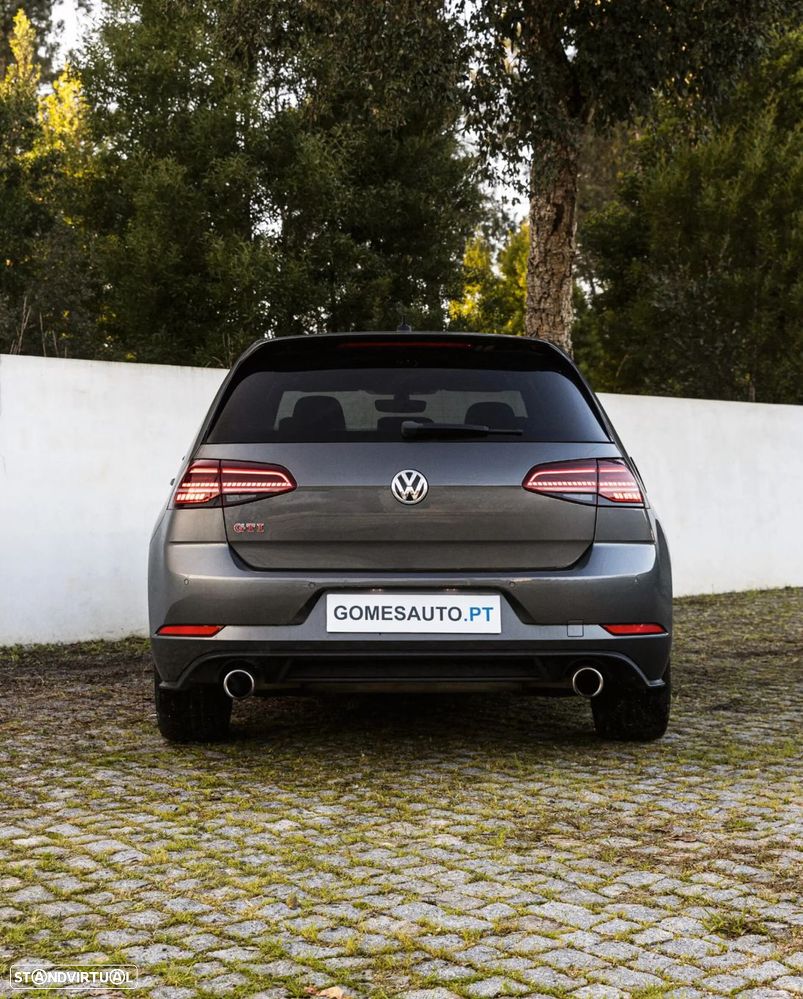 VW Golf 2.0 TSi GTI DSG - 4