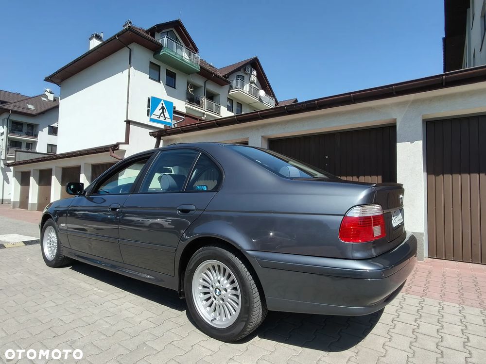 BMW Seria 5 - 12