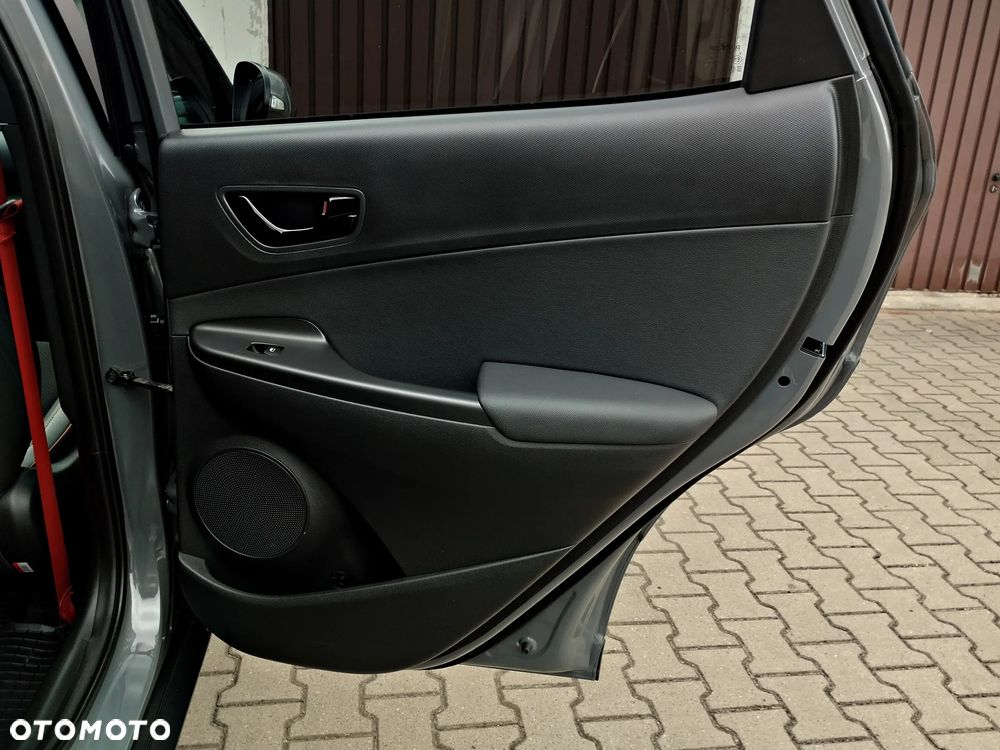Hyundai Kona 1.6 T-GDI Premium 4WD DCT - 32