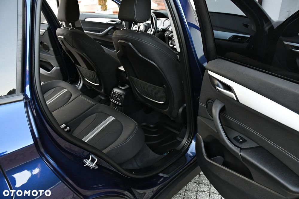 BMW X1 sDrive18i GPF Advantage - 20
