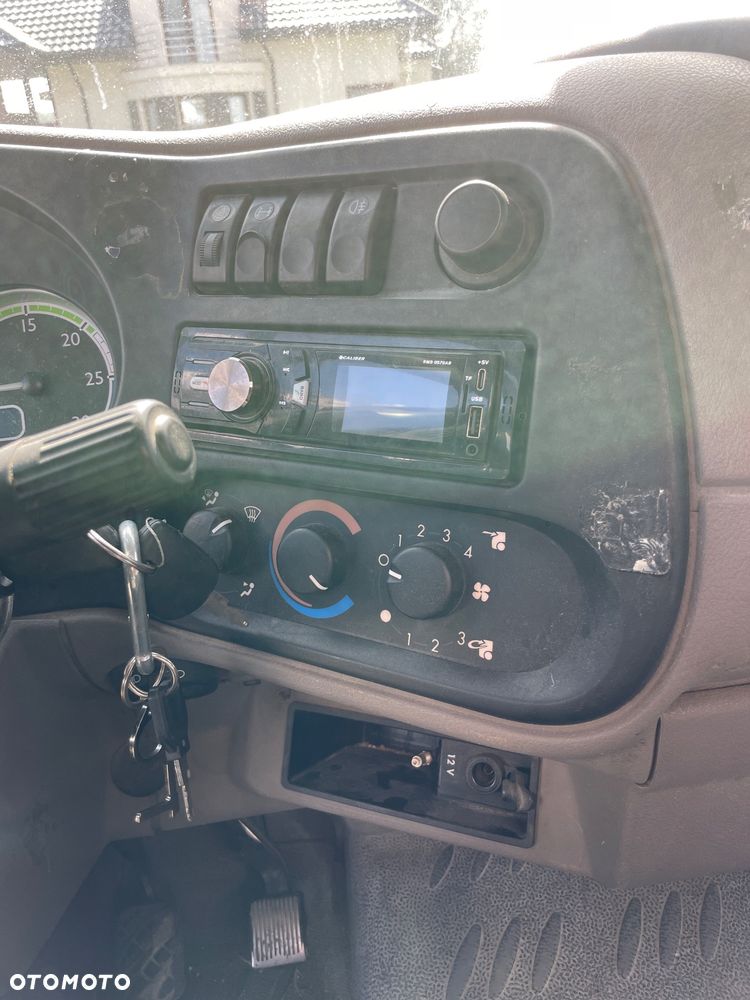 DAF LF 55-220 Wywrotka + HDS - 35