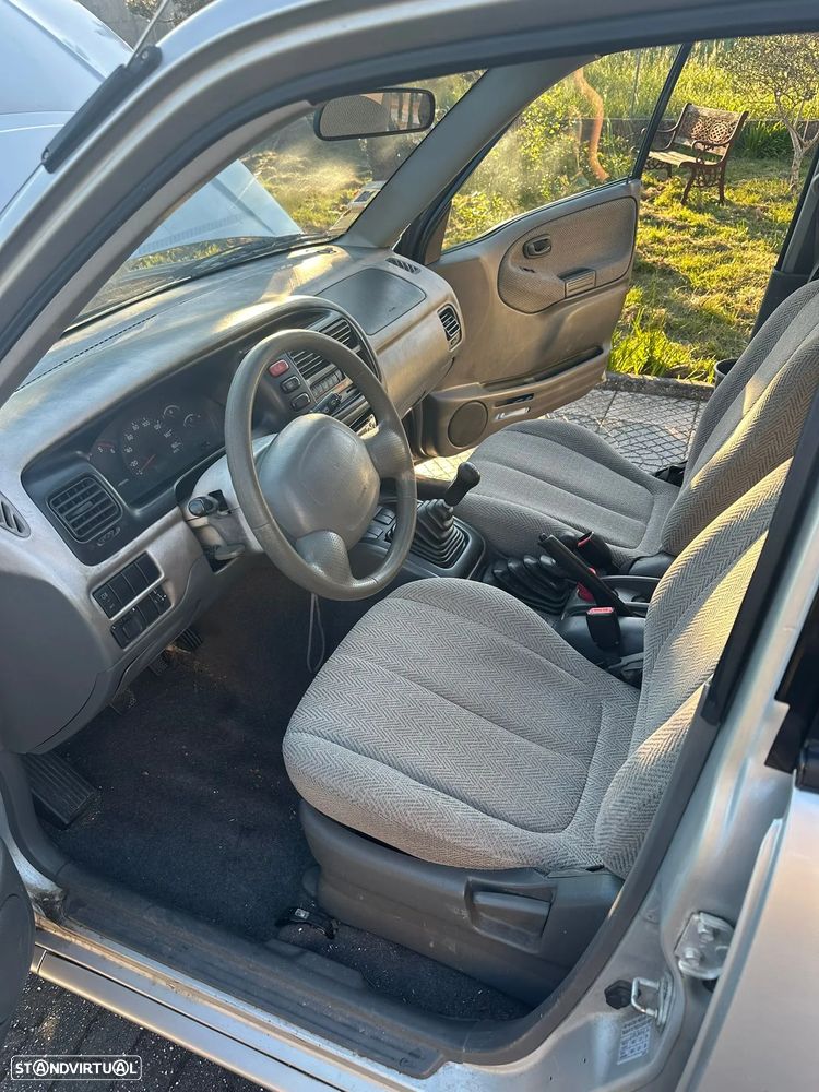 Suzuki Grand Vitara Metal Top 2.0 TDi - 5