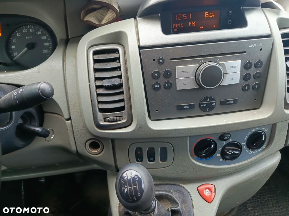 Opel Vivaro - 5