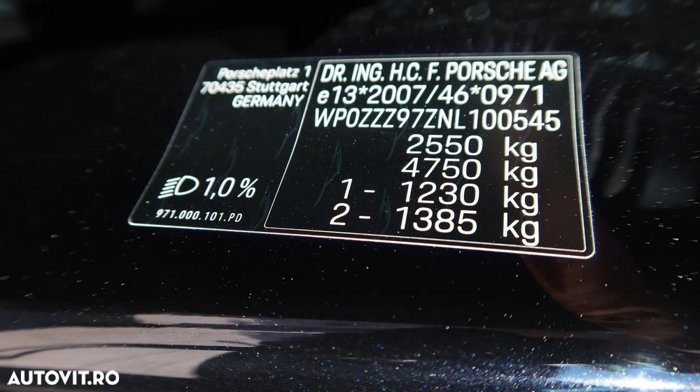Porsche Panamera 4 Platinum Edition - 33