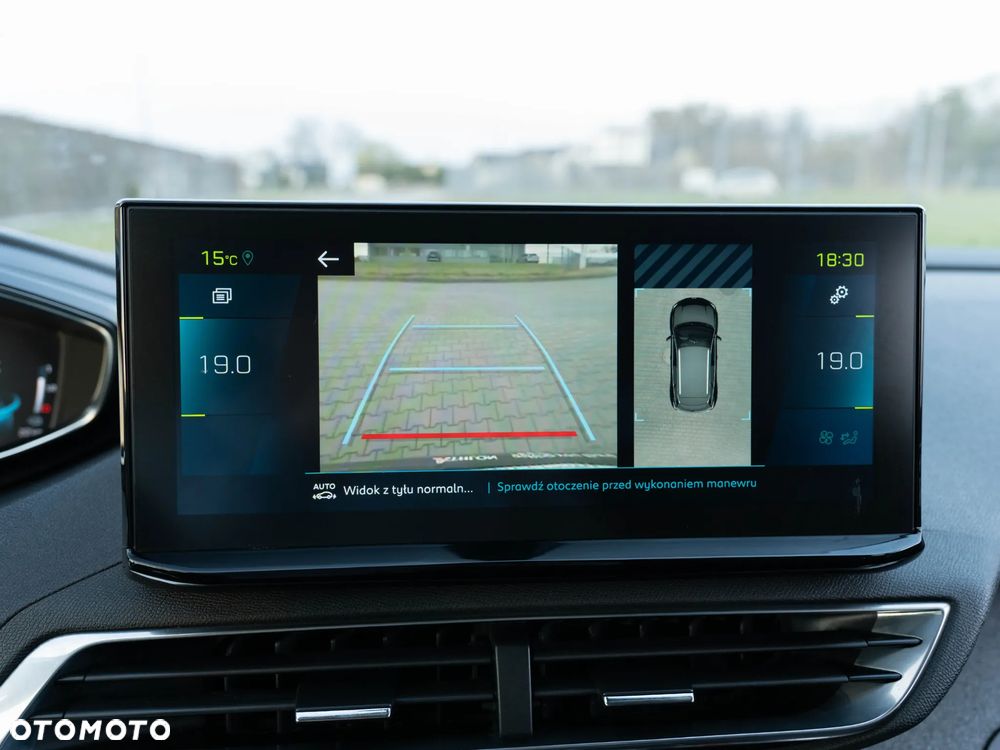 Peugeot 3008 1.6 PureTech Hybrid PHEV Allure Pack S&S EAT8 - 31