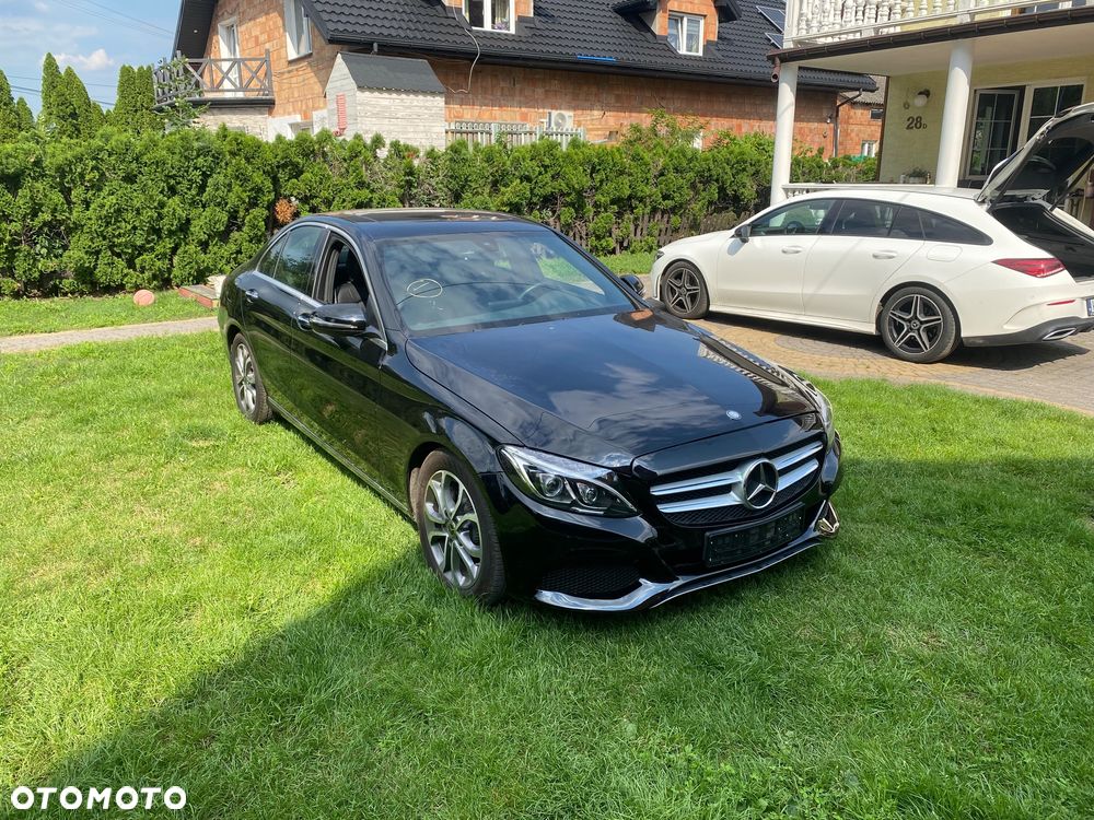 Mercedes-Benz Klasa C 300 9G-TRONIC - 8